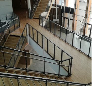 montech-escalier-passerelle